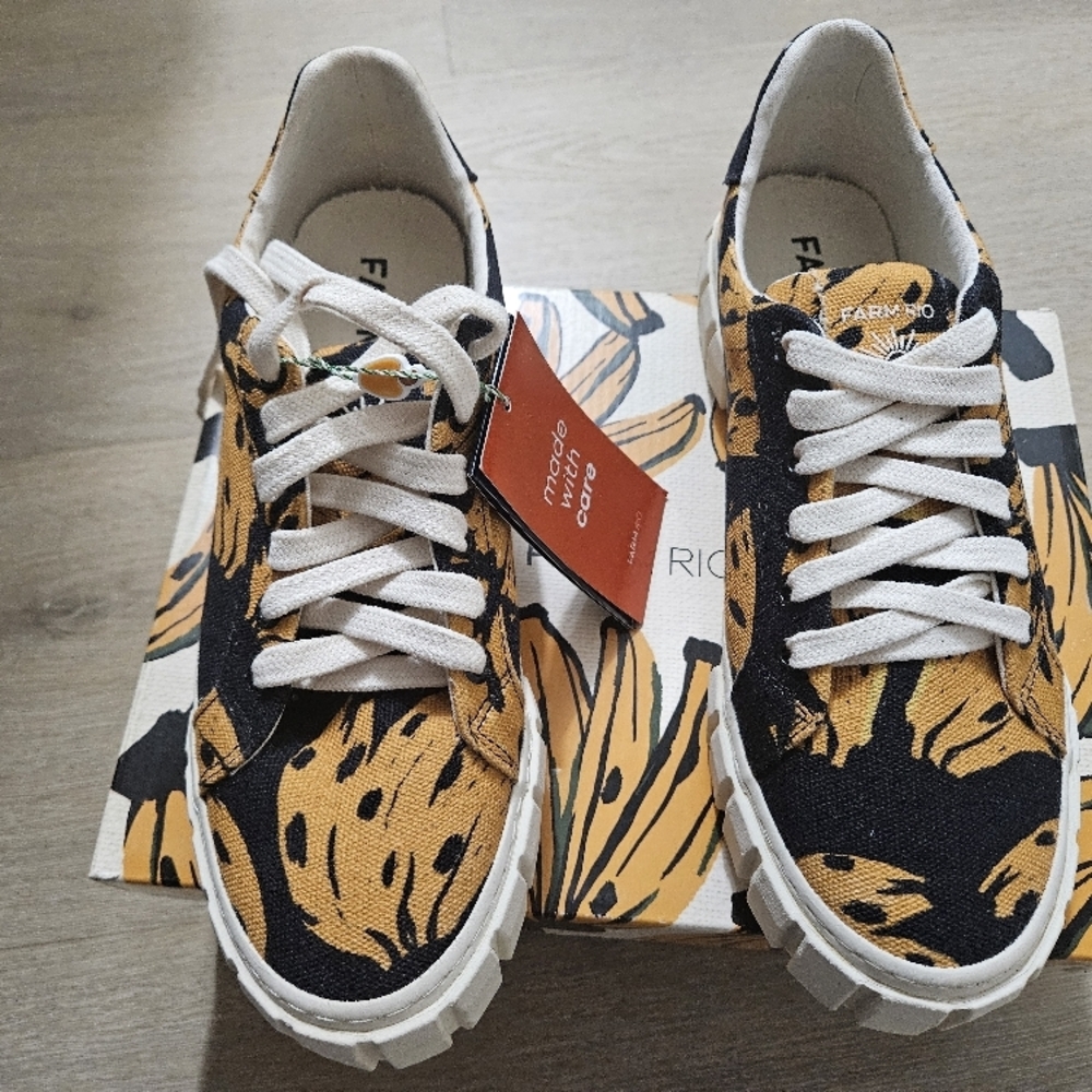 FARM Rio Women's Sneakers - Black and Yellow